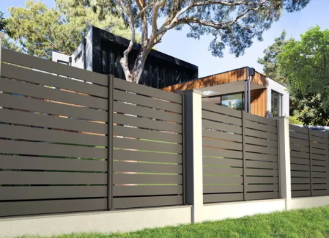 CLOTURE ALUMINIUM AJOUREE